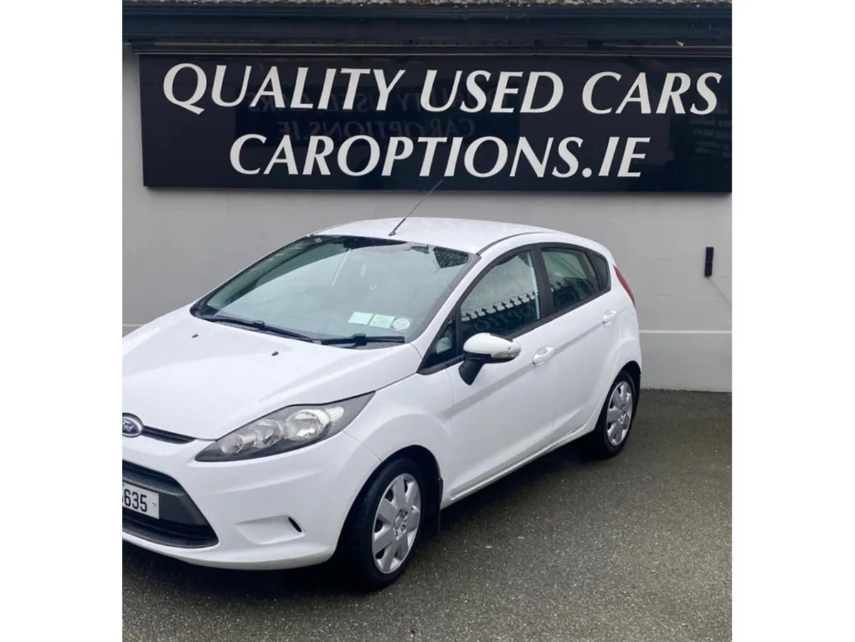 Ford Fiesta 1.25 EDGE 82PS 5DR ARGENTO//JUST SERVI - Image 4