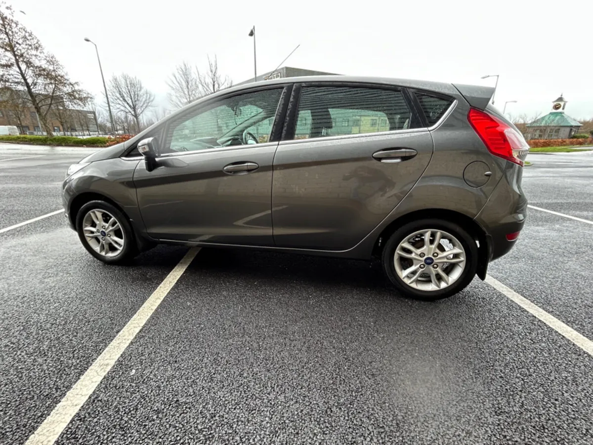 Ford Fiesta TDCI ZETEC ECONETIC  5DR - Image 4