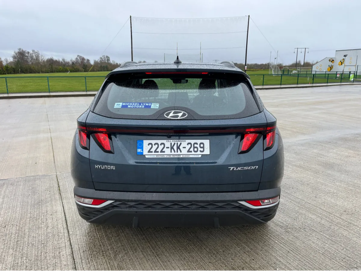 Hyundai Tucson IX35 EXECUTIVE 5DR - Image 3