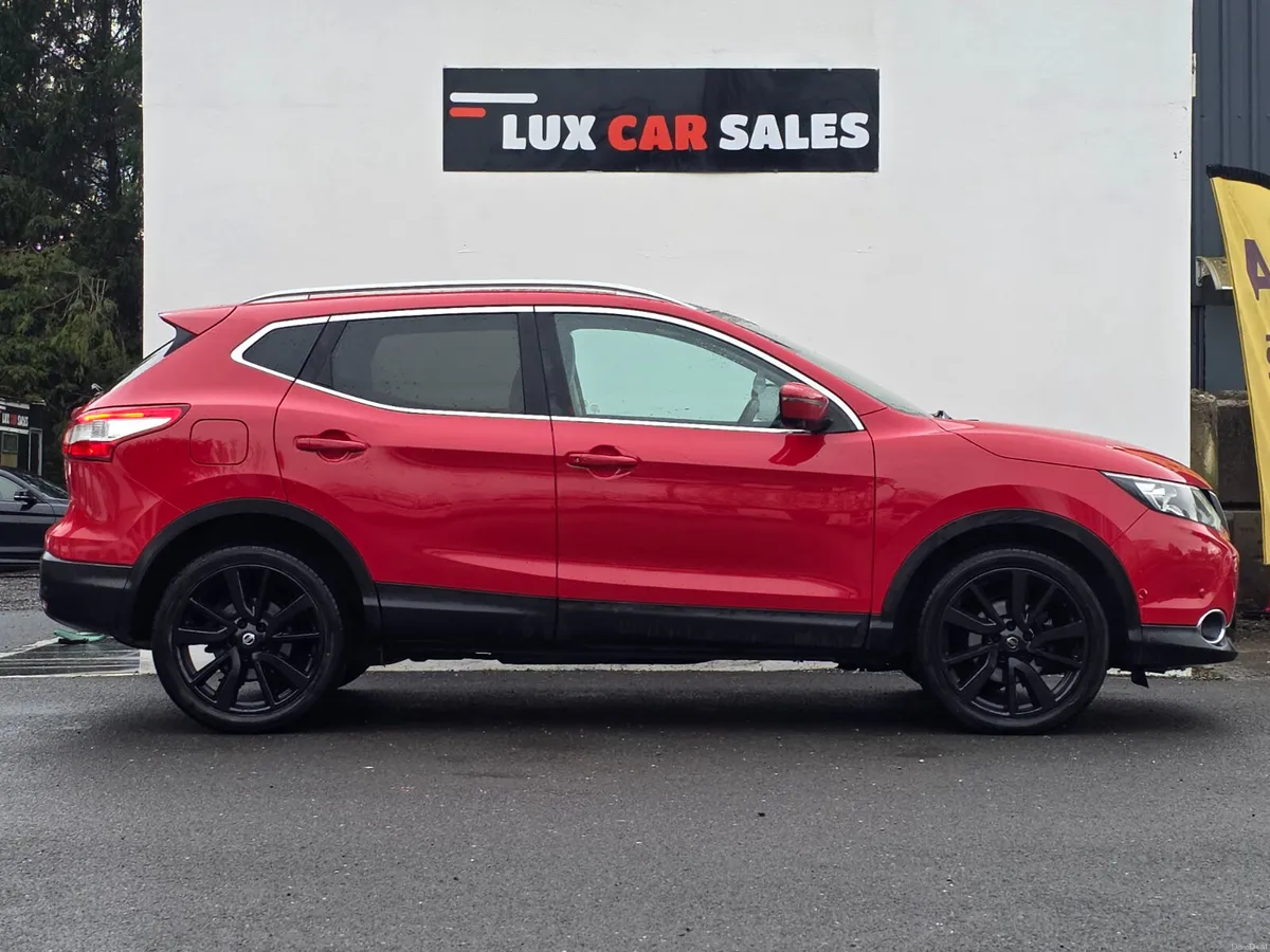 2016 Nissan Qashqai 1.6 DCI TEKNA 4X4 130BHP - Image 2