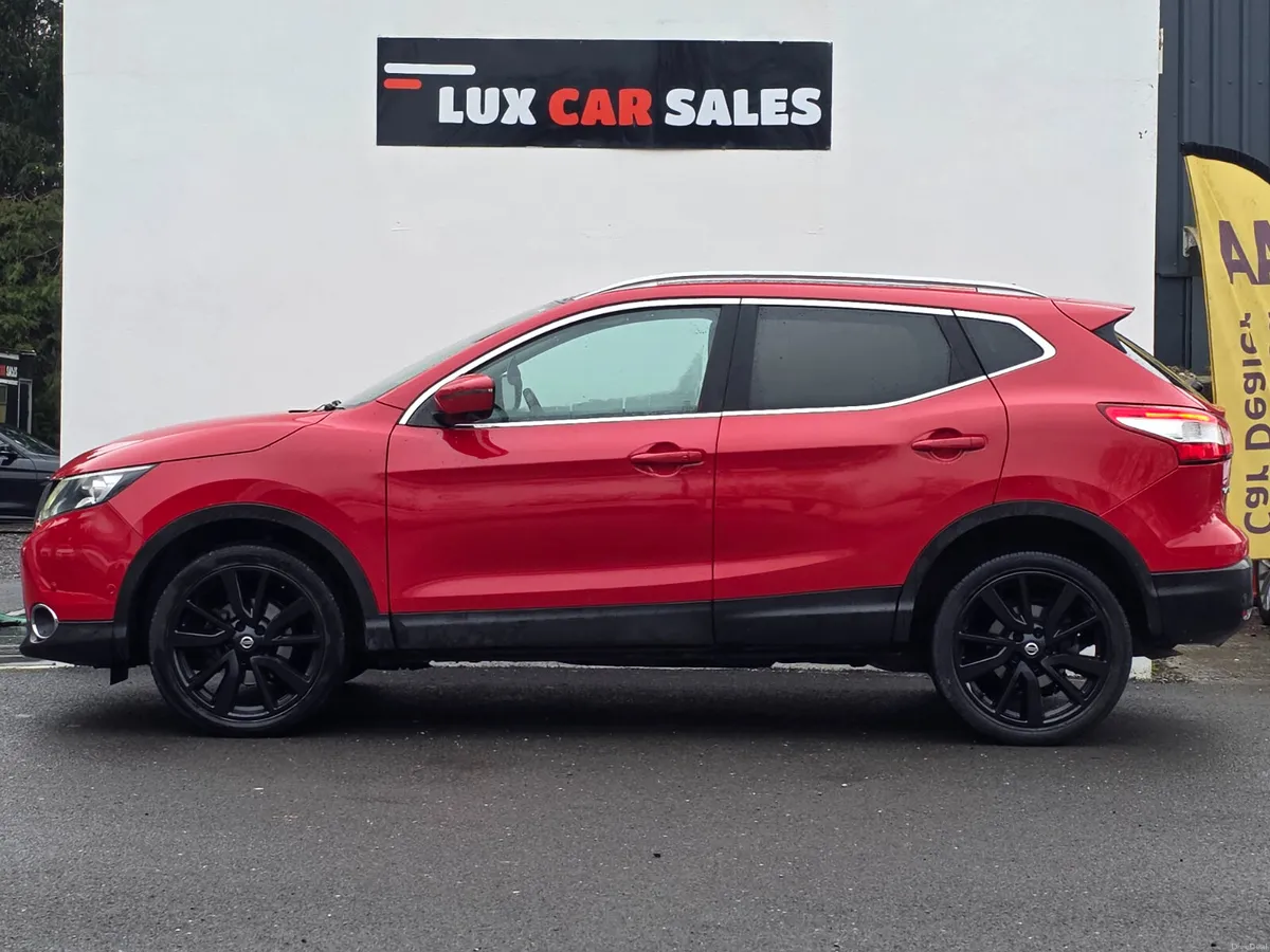 2016 Nissan Qashqai 1.6 DCI TEKNA 4X4 130BHP - Image 3