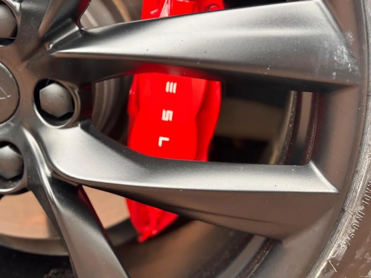 Tesla Model s - Image 4