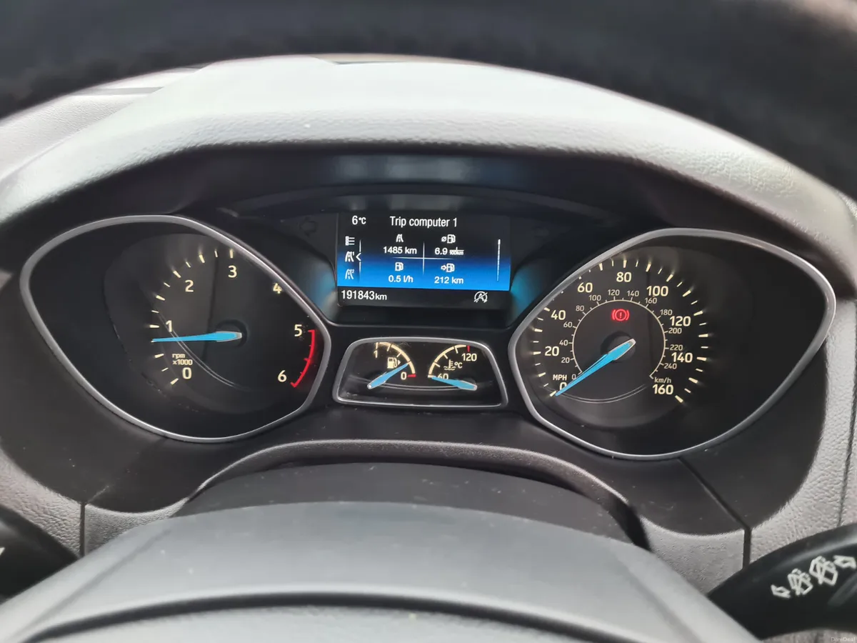 Ford Focus 2017 - Image 2