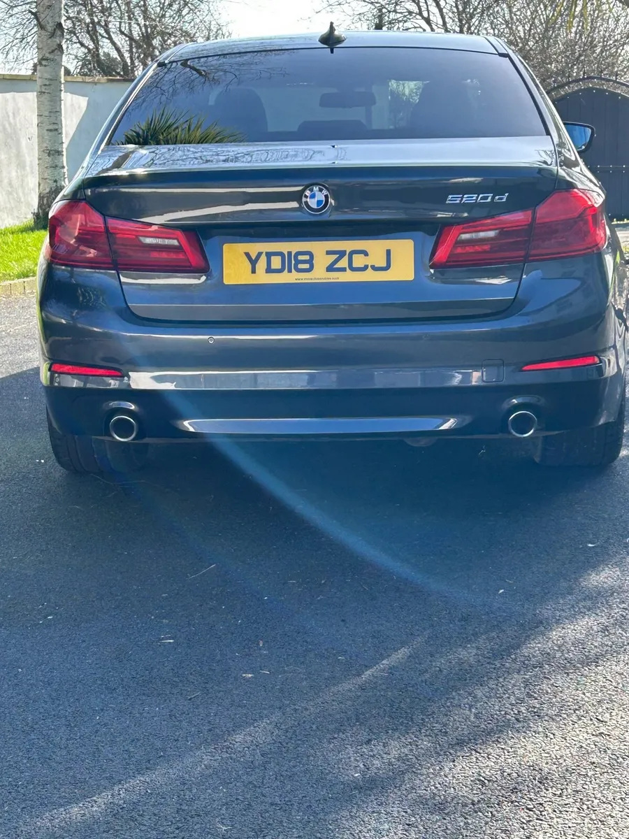 BMW 5-Series 2018 - Image 4