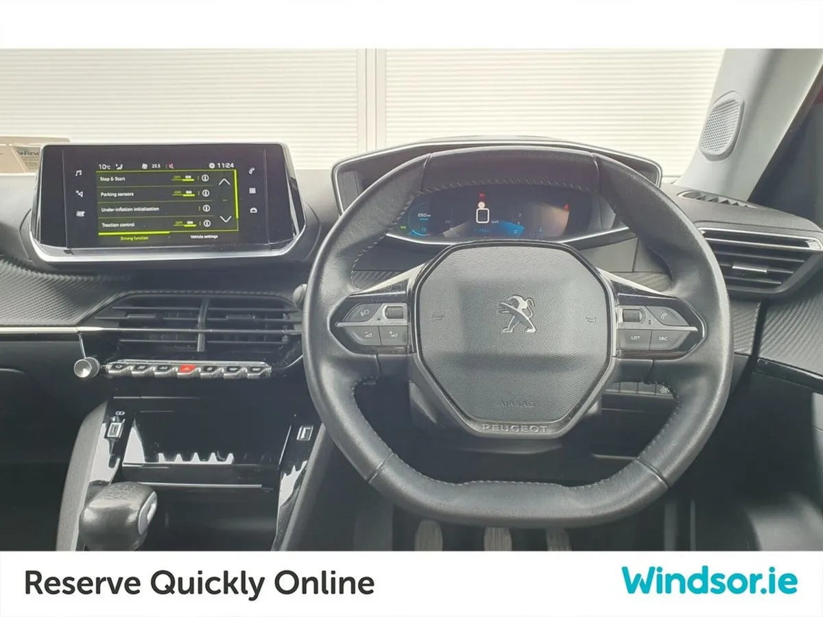 Peugeot 2008 1.2 Puretech 100bhp Allure **Price in - Image 4