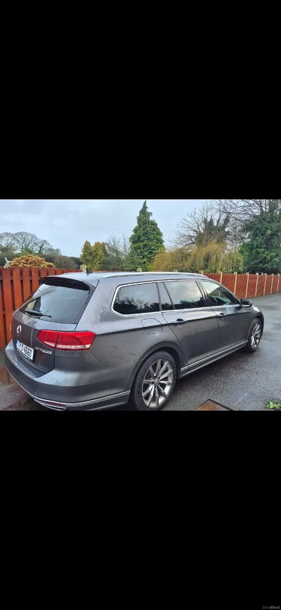 Volkswagen Passat 2.0TDI Estate R Line - Image 4