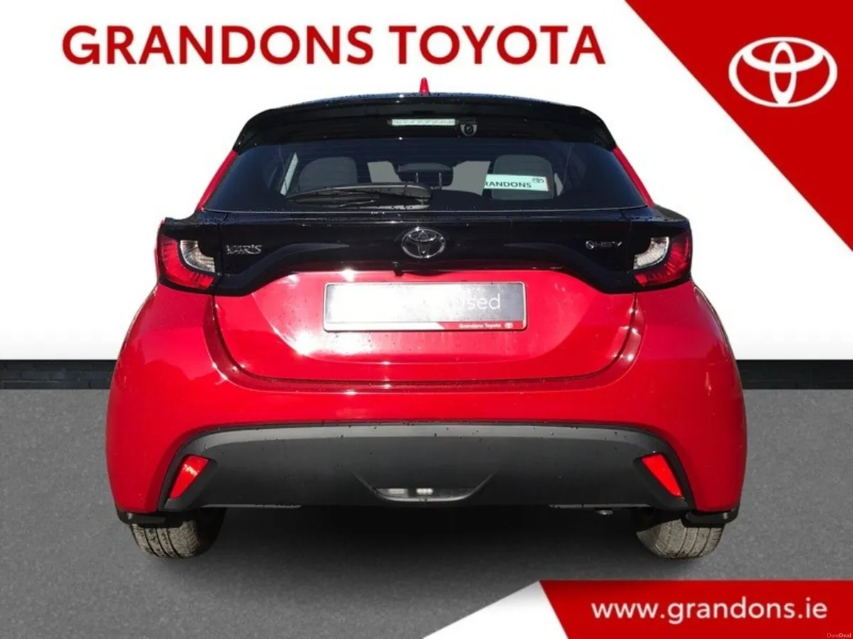 Toyota Yaris HYBRID LUNA - GRANDONS - Image 4