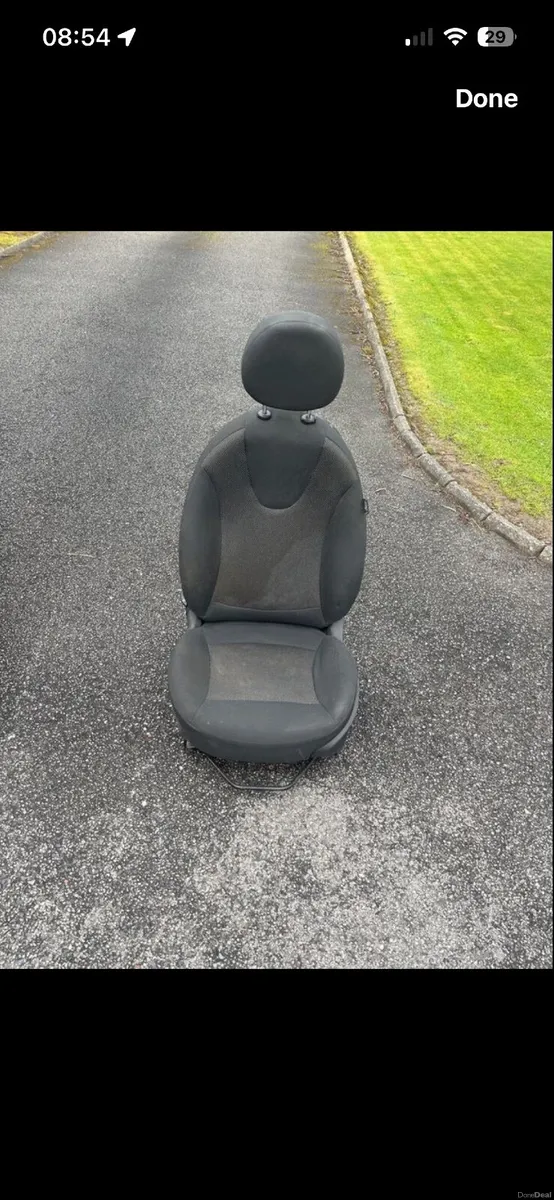 Mini car seats - Image 3