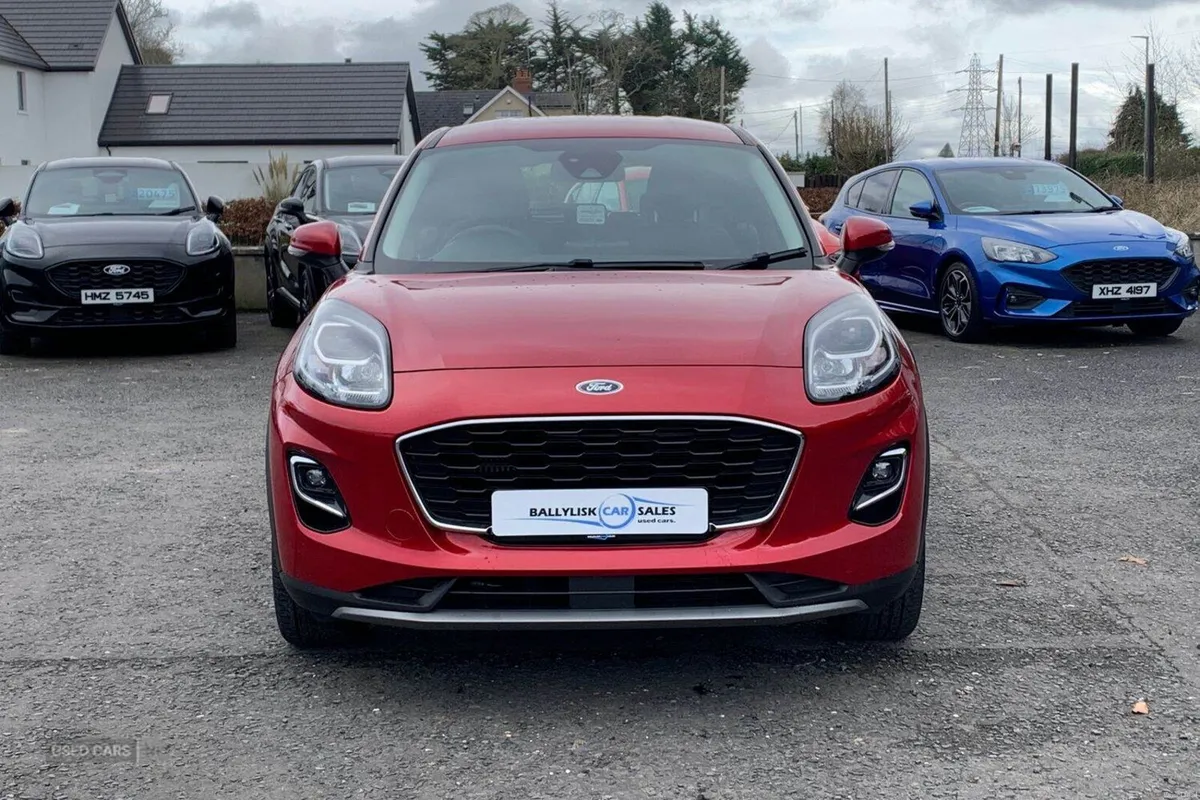 Ford Puma 1.0T Titanium in Fantastic Red with 25K - Image 4