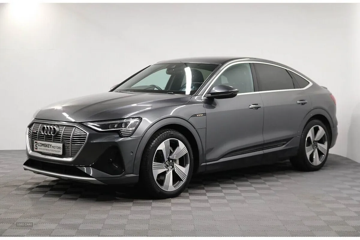 Audi e-tron S line - Image 3