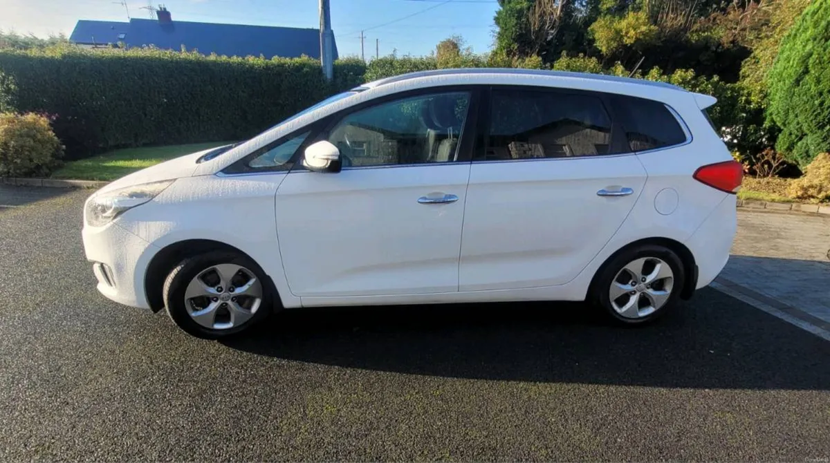 2016 Kia Carens - Image 4