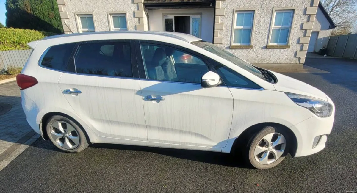 2016 Kia Carens - Image 2