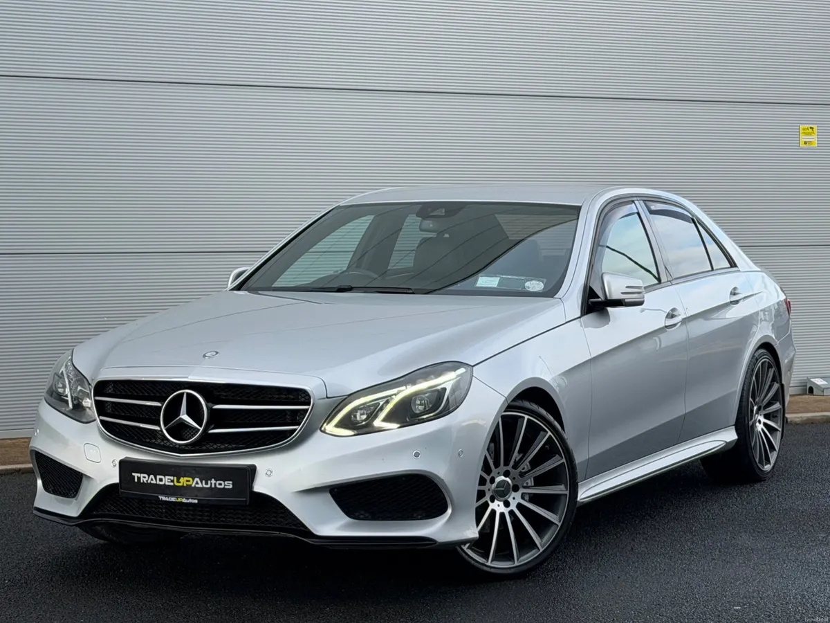 Mercedes-Benz E220d AMG NightEdition - Image 3