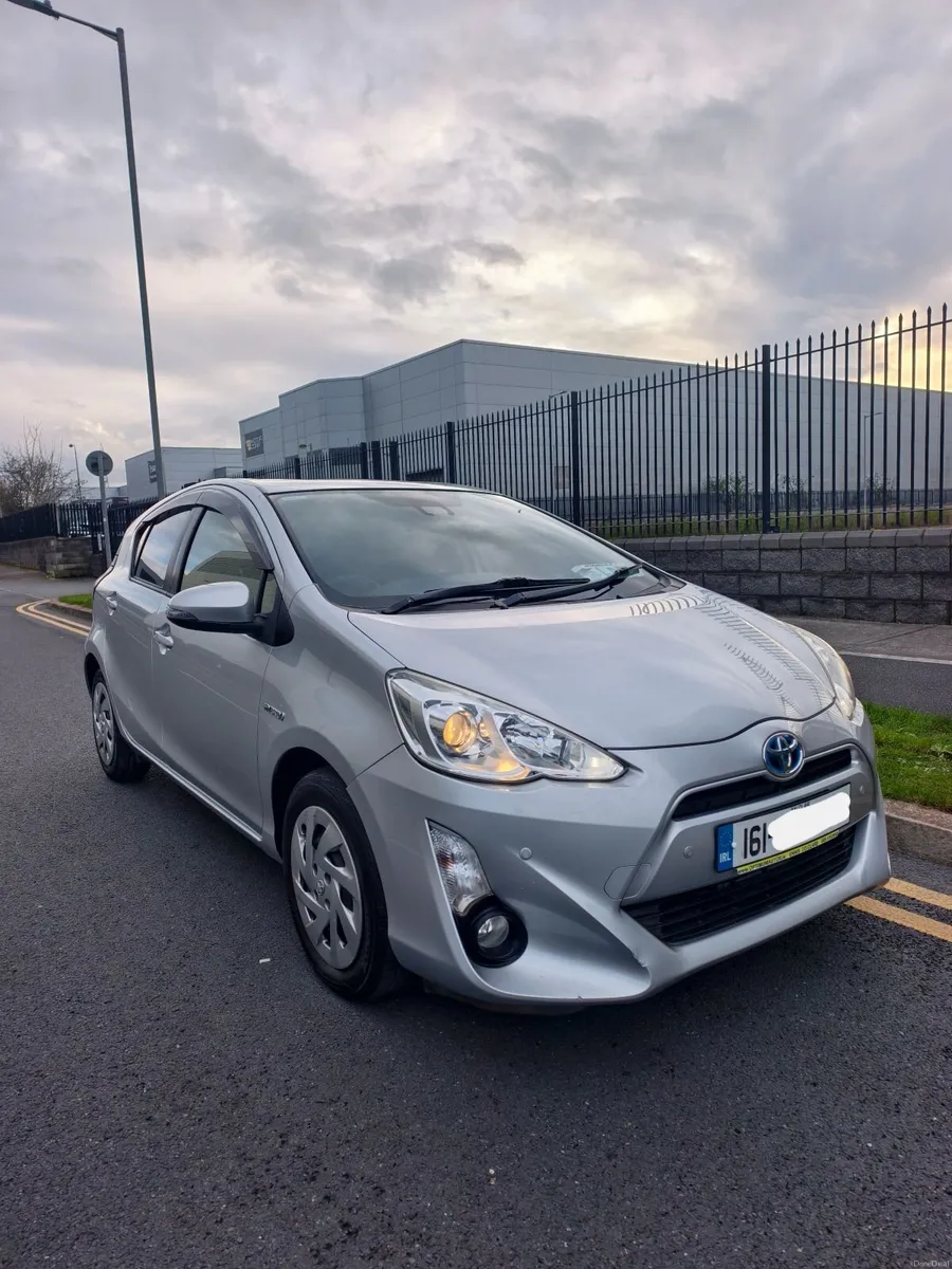 Automatic Hybrid Toyota Aqua 2016 NCT 09/27 - Image 3