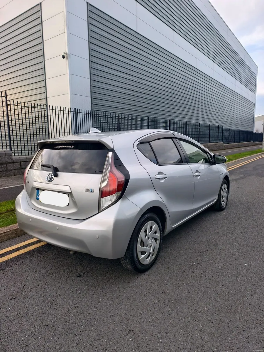Automatic Hybrid Toyota Aqua 2016 NCT 09/27 - Image 4
