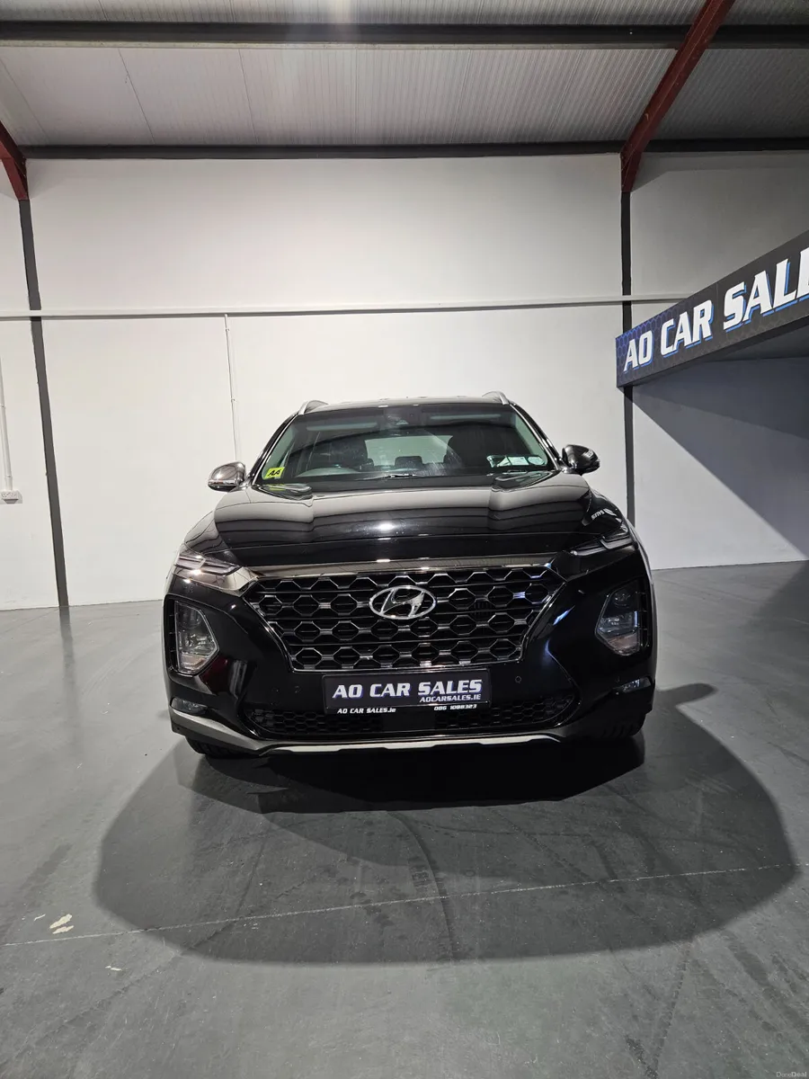 Hyundai Santa Fe 2020 executive plus - Image 3