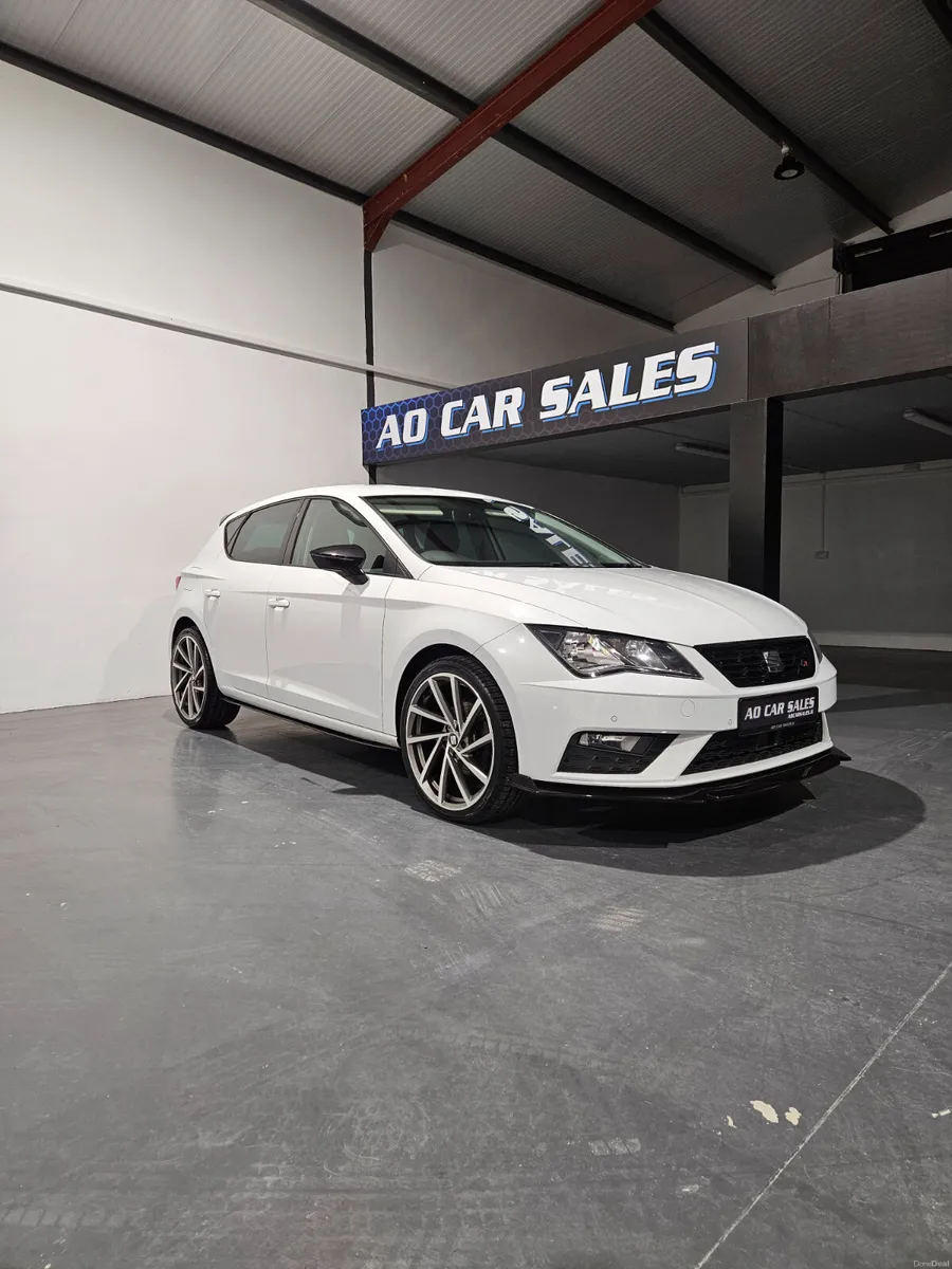 SEAT Leon 2017 1.6 tdi - Image 1