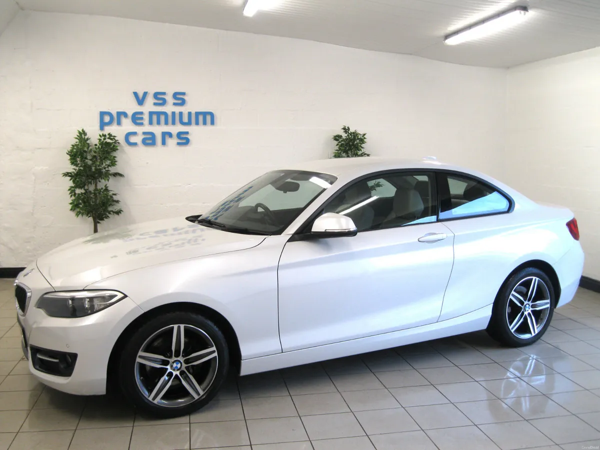 ONLY 19K MILES!!! FSH! RARE HI SPEC 220 SPORT AUTO - Image 2