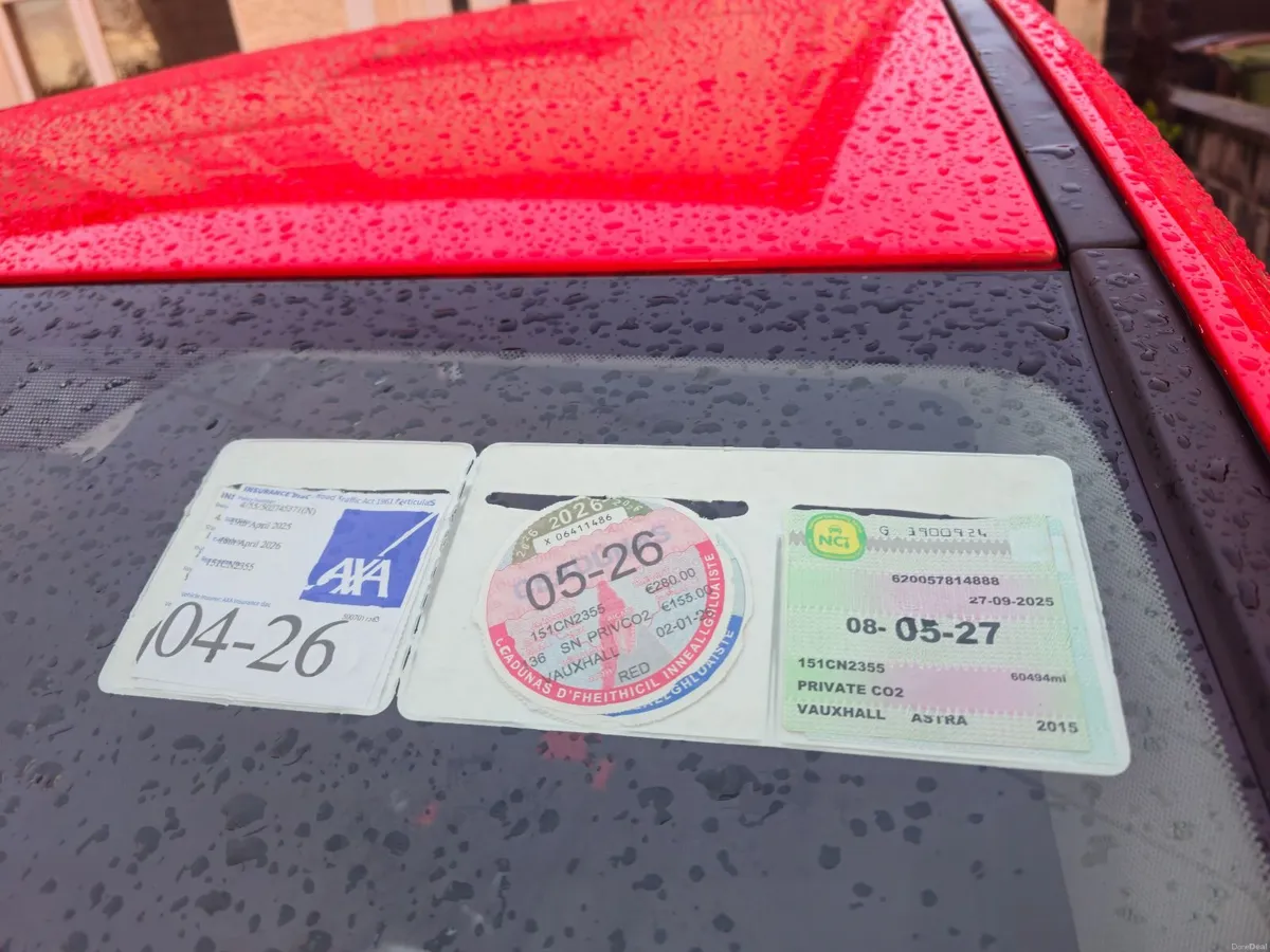 2015 Vauxhall Astra 1.4 low miles. - Image 3