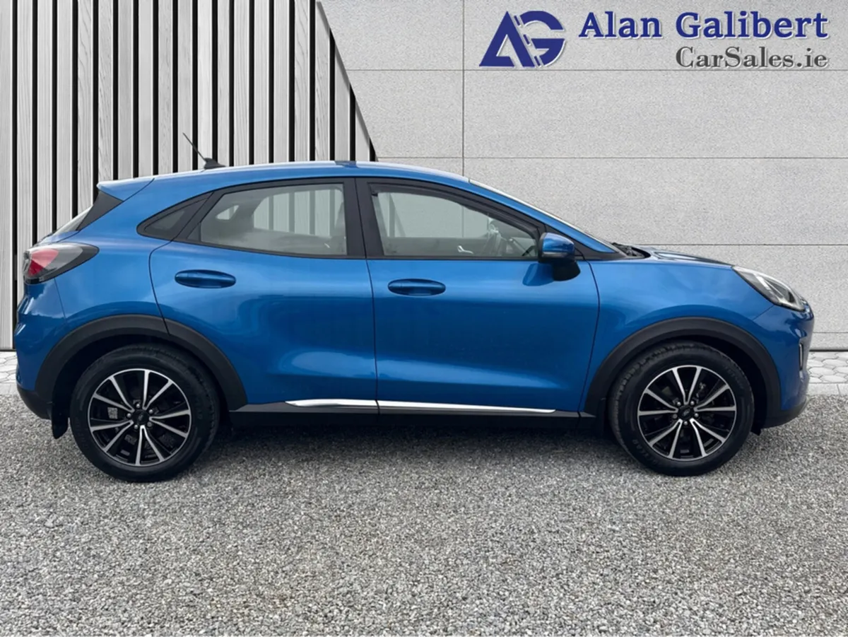 Ford Puma 5 DOOR TITANIUM 1L MHEV 4 4DR - Image 2