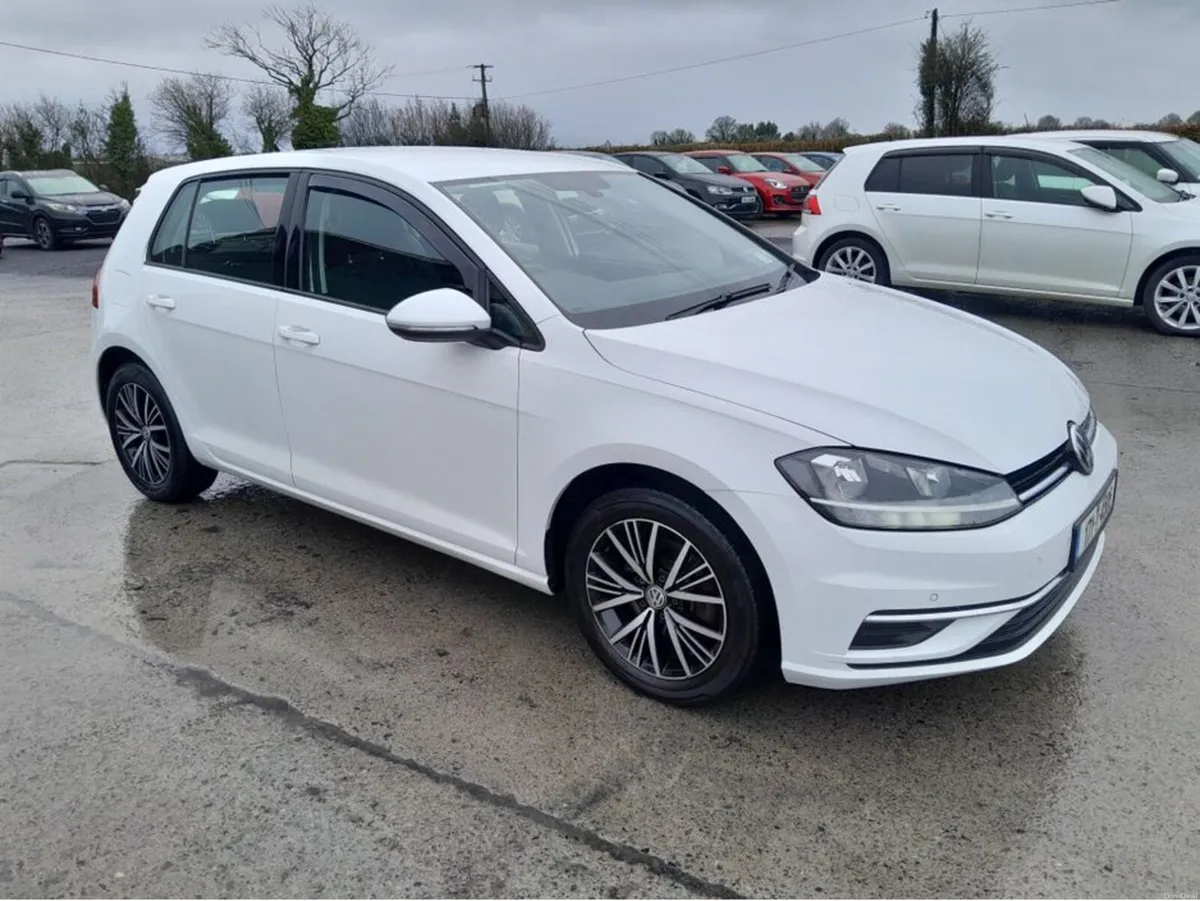 Volkswagen Golf 1.6 TDI SE NAV BLUEMOTION 115PS 5D - Image 2