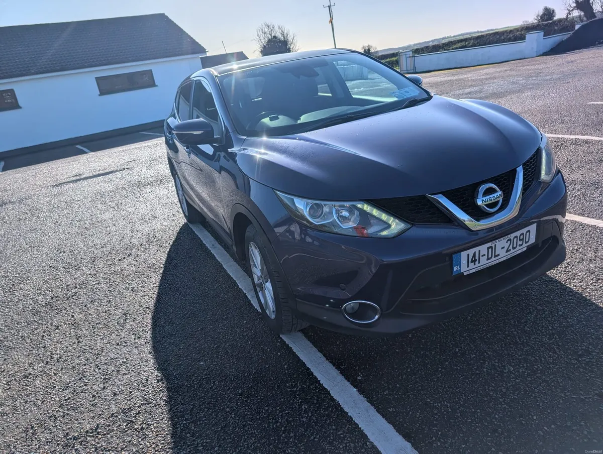 Nissan quashqai 1.5 Acenta Premium Low Milege - Image 4