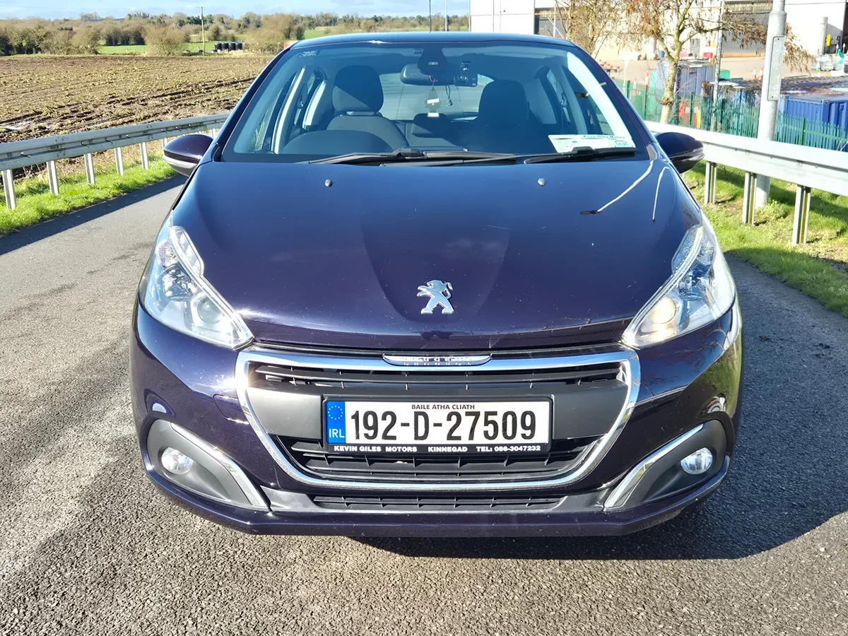 Peugeot 208  1.2 5DR 2019 (1 - Image 2