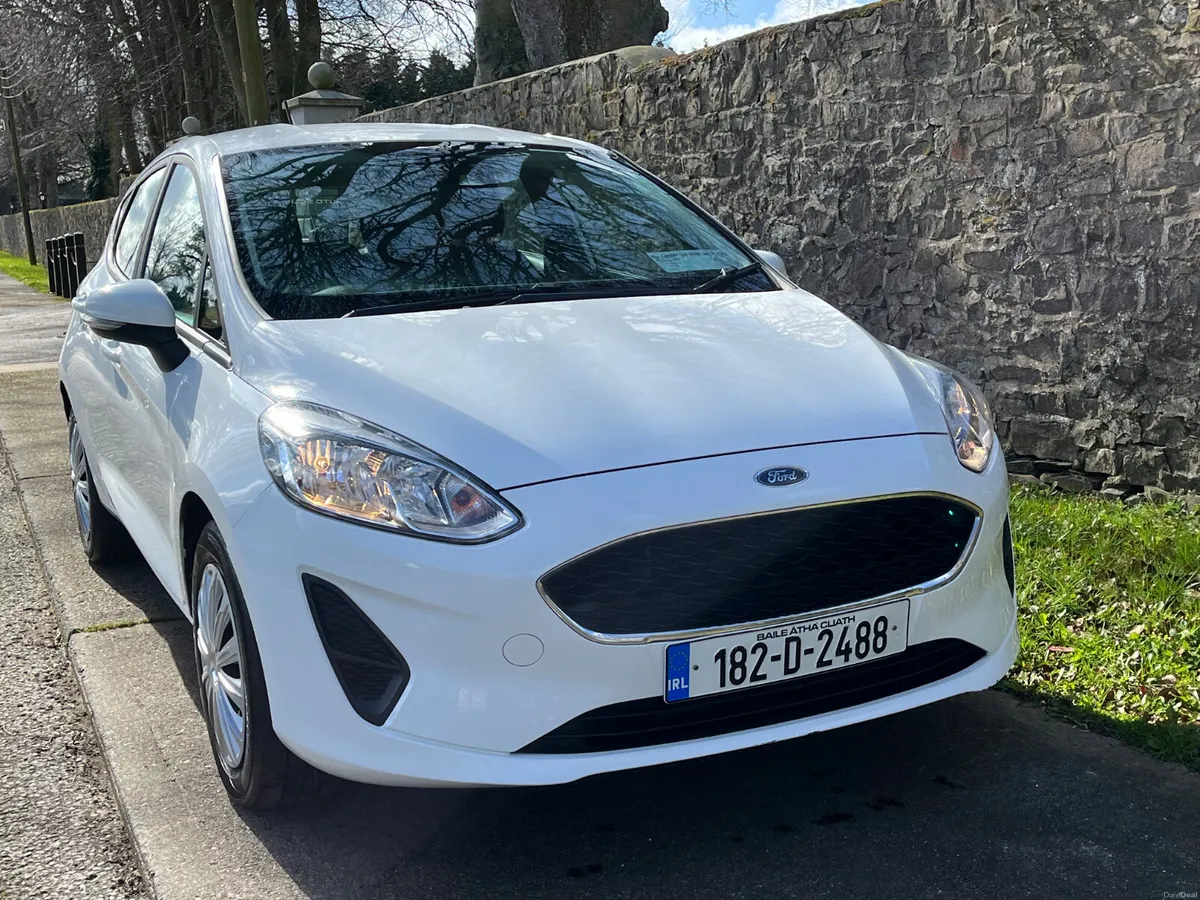 FORD FIESTA 1.1 ZETEC 5DR - Image 3