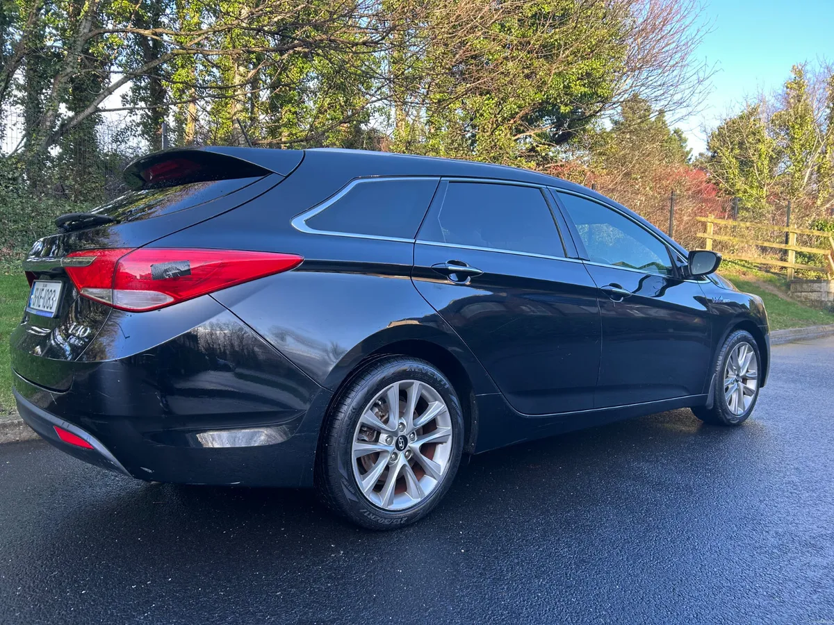 Hyundai i40 2015 NCT03/27 - Image 2