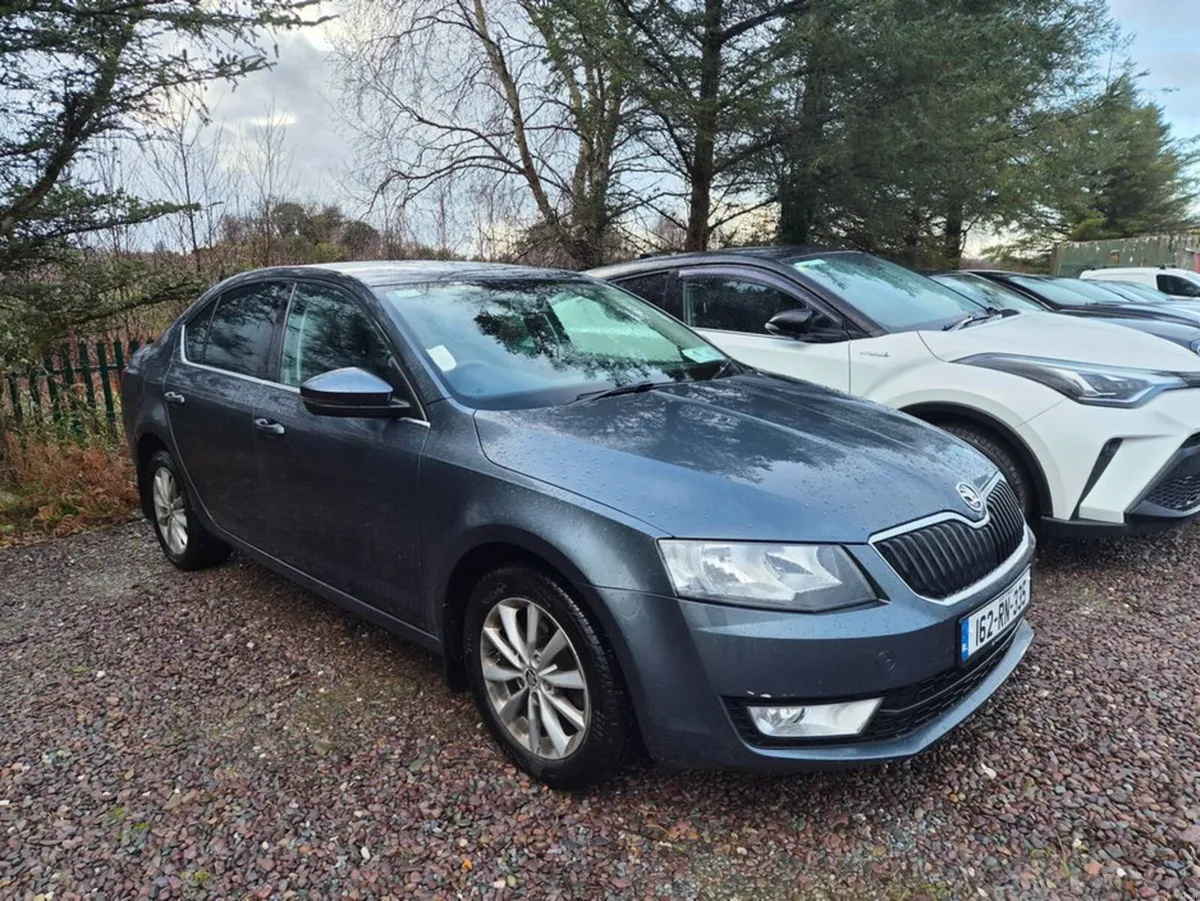 Skoda Octavia Ambition 1.6tdi 110HP 4DR
