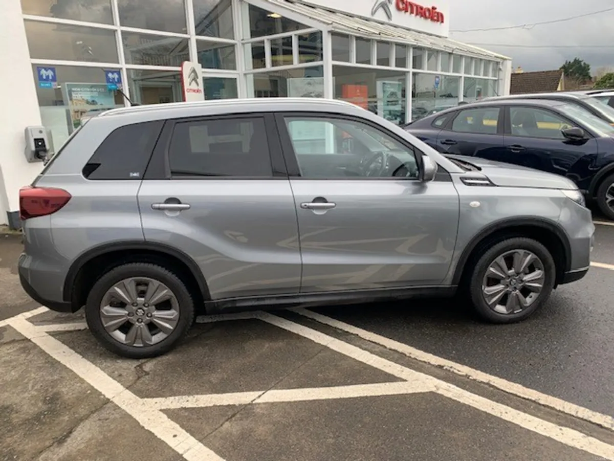 Suzuki Vitara 1.4 BOOSTERJET HYBRID S SZ-T 5DR - Image 2
