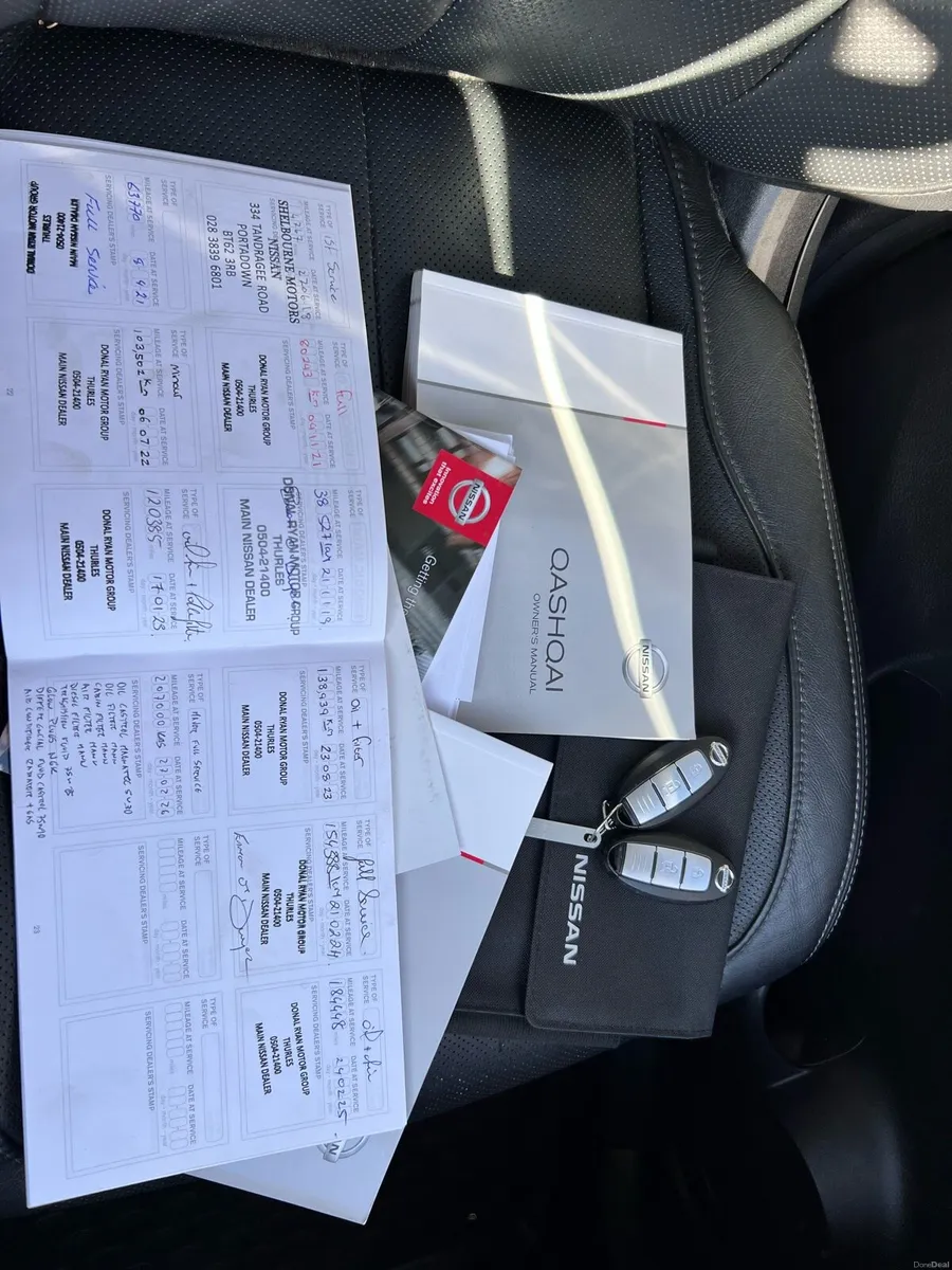 Nissan Qashqai 4x4 FSH + Full Spec - Image 4