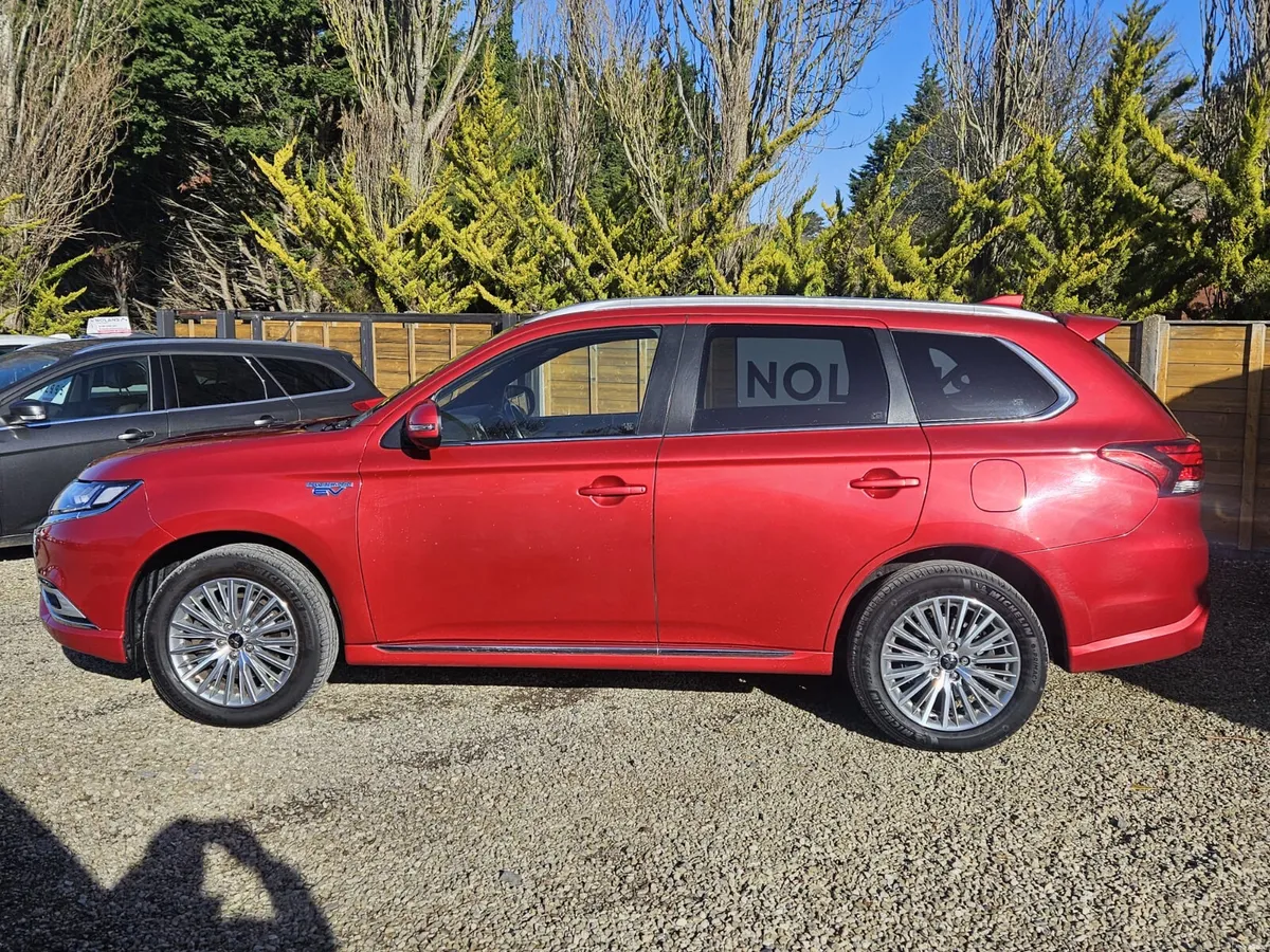 Mitsubishi Outlander 2019 Hybrid SUV New Nct 03/28 - Image 4