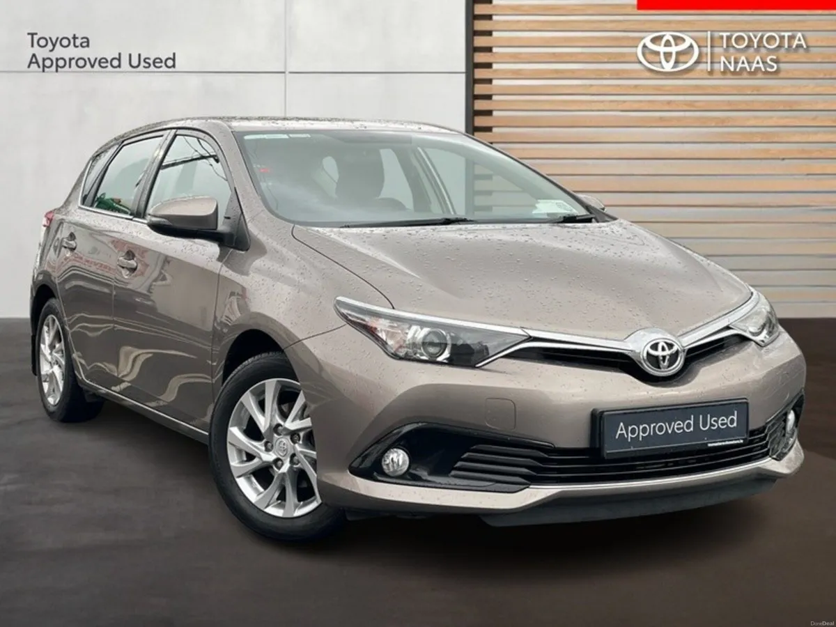 Toyota Auris 1.2T 5DR LUNA 4DR - Image 1