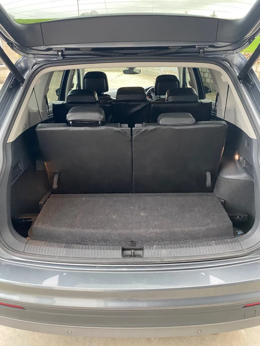 Volkswagen Tiguan 2019 - Image 2