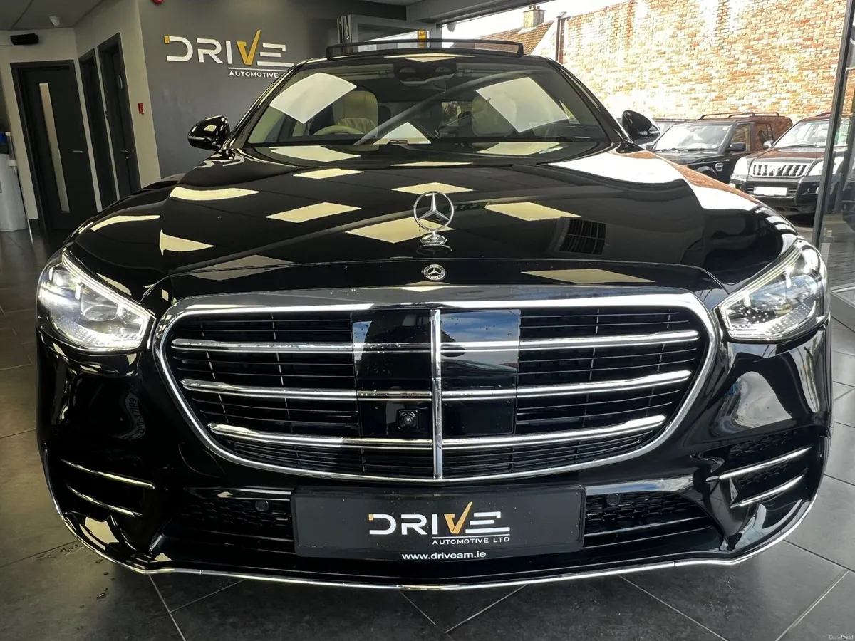 Mercedes-Benz AMG 2025 LWB PREMIUM - Image 4