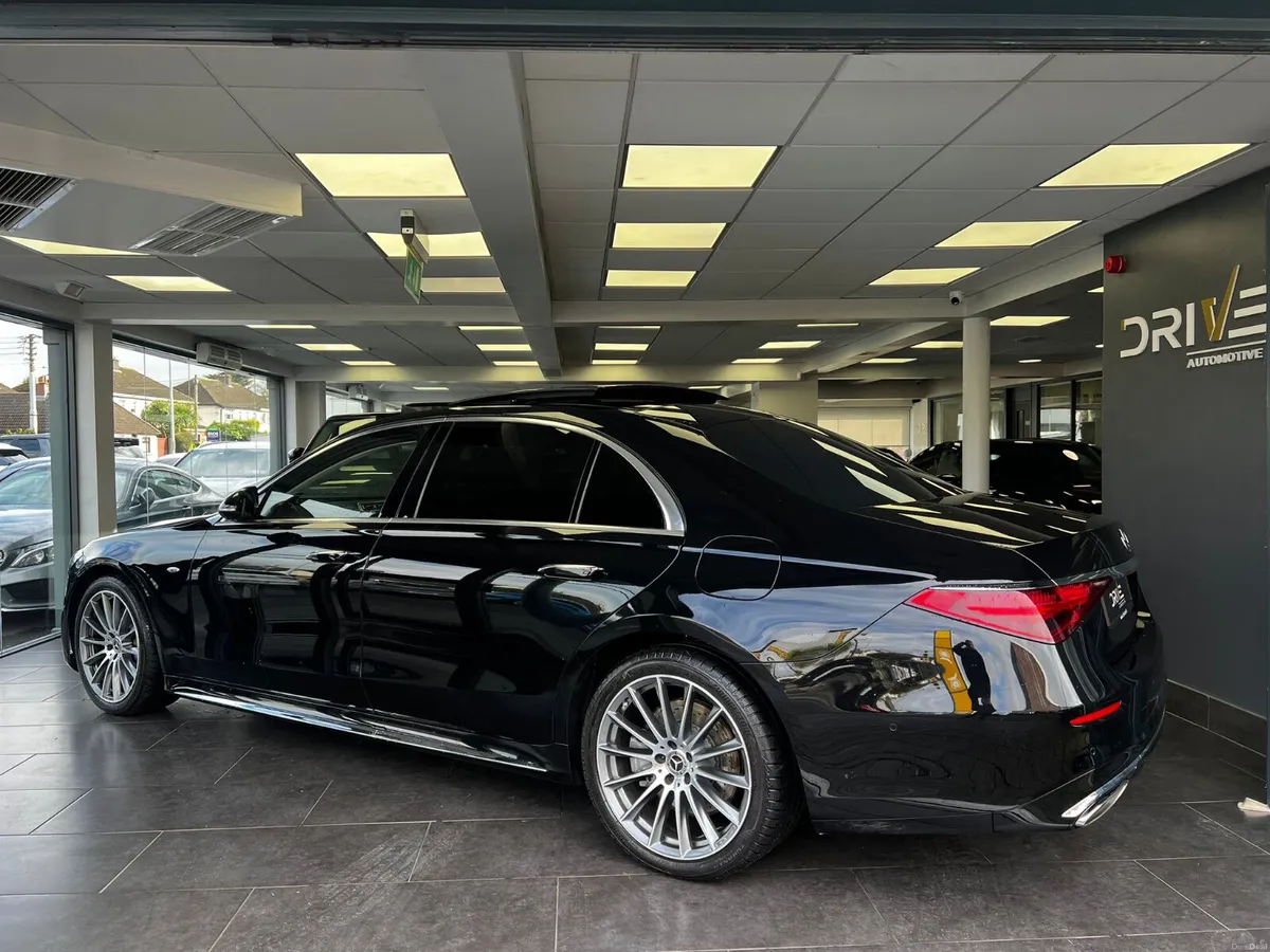 Mercedes-Benz AMG 2025 LWB PREMIUM - Image 3