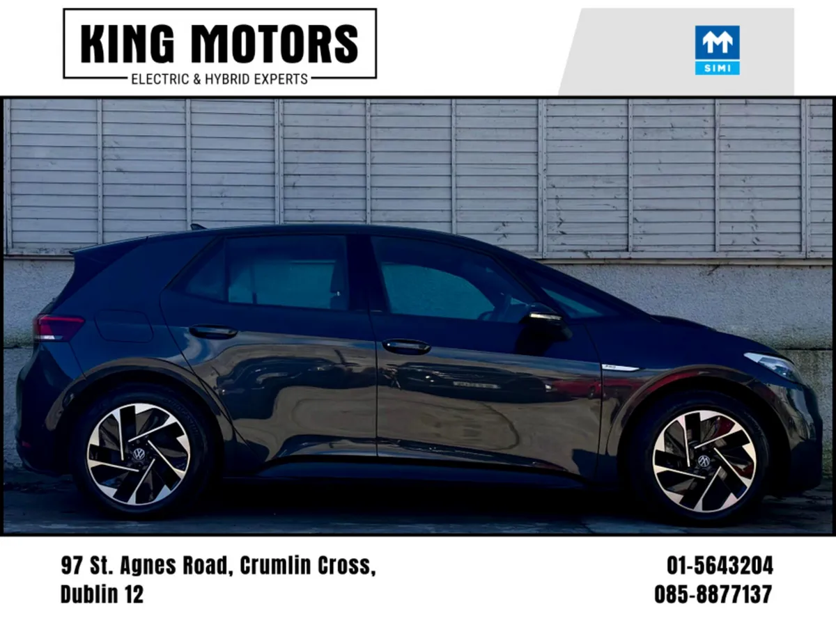 Volkswagen ID.3 2023 / LIFE PRO / ALLOYS /APPLE - Image 2