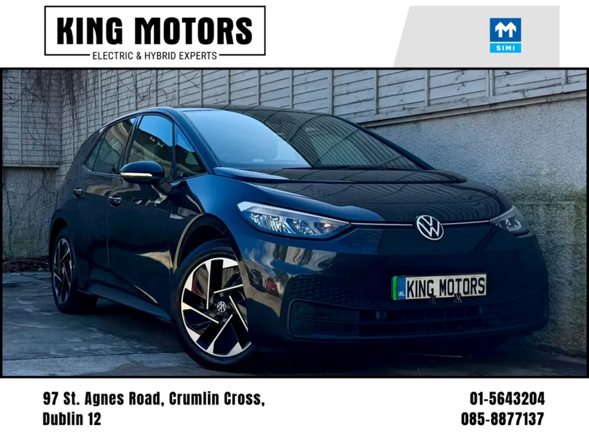 Volkswagen ID.3 2023 / LIFE PRO / ALLOYS /APPLE - Image 1