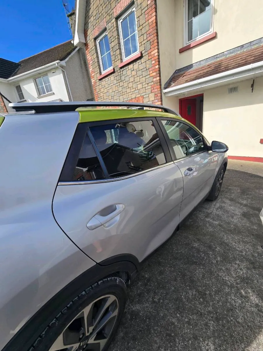Kia Stonic - Image 2