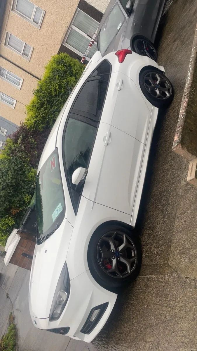 Ford Focus ST 185ps - Image 2