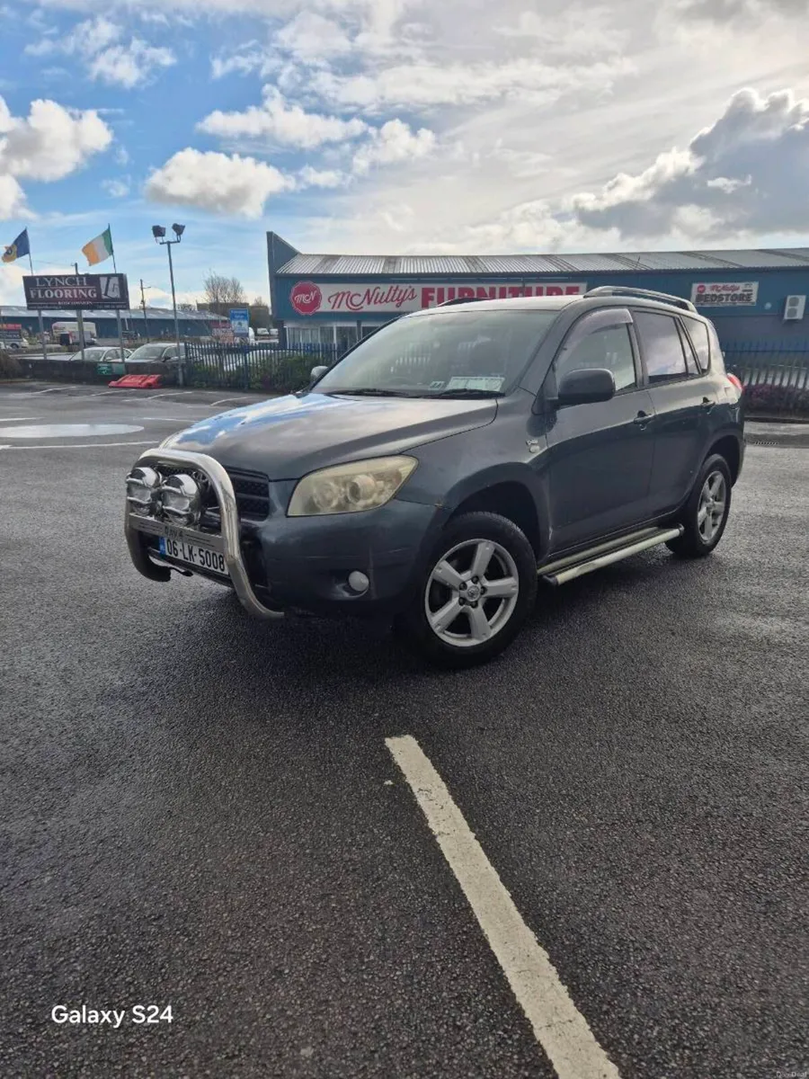 Toyota  Rav  4WD Diesel  2006 - Image 2