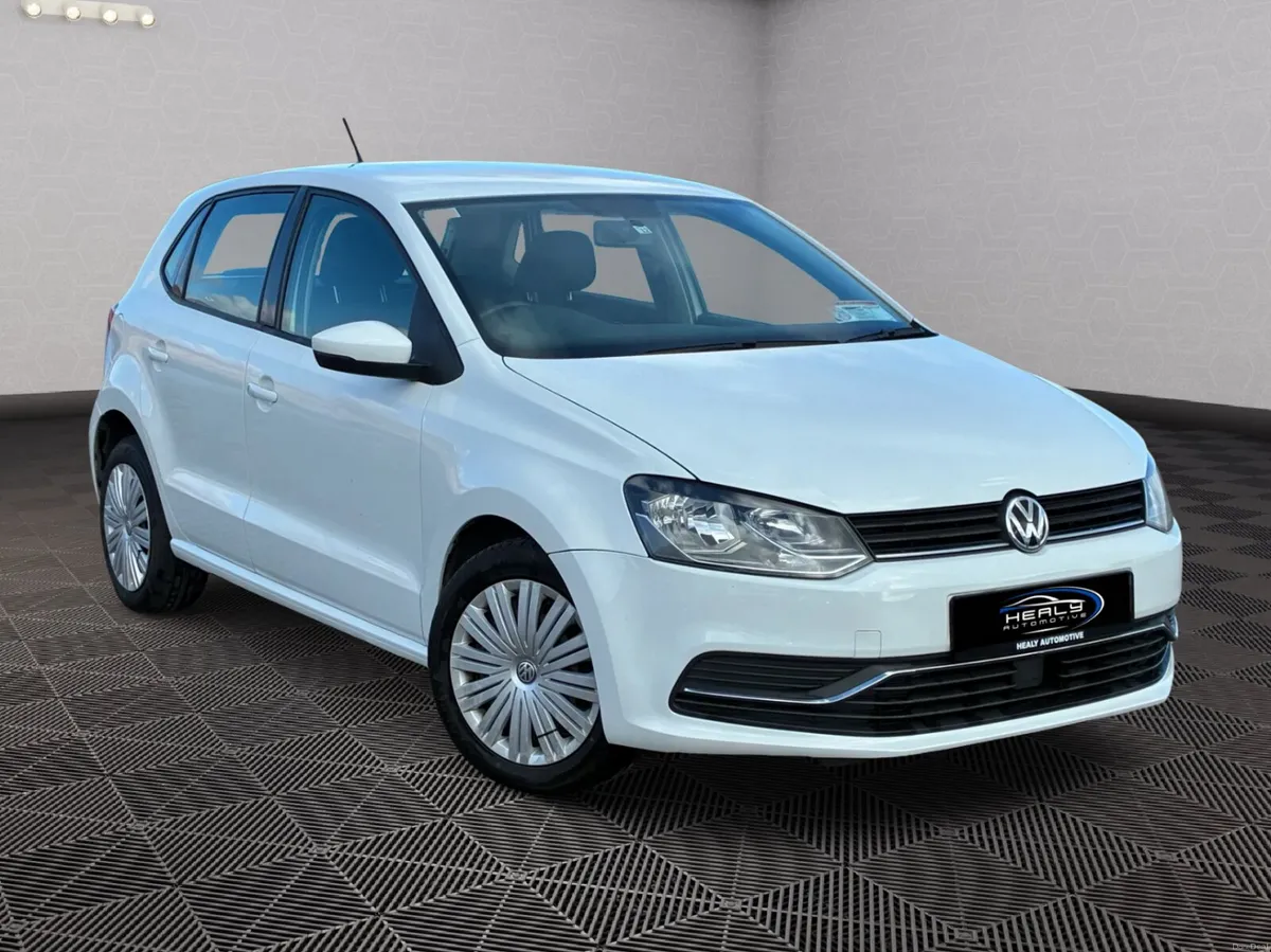 Volkswagen Polo Automatic - Reverse camera ! - Image 1