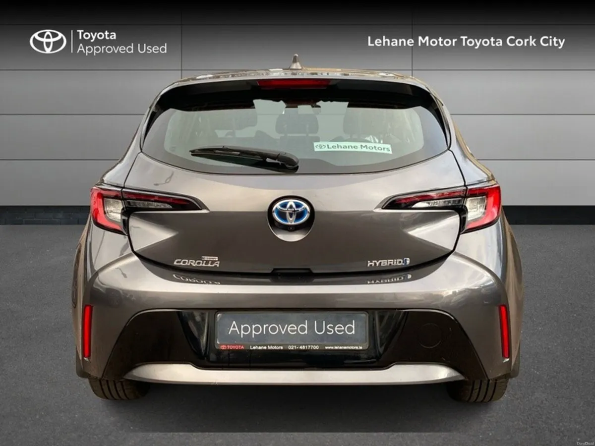 Toyota Corolla HYBRID LUNA H/8 4DR AUTO H/B - Image 4