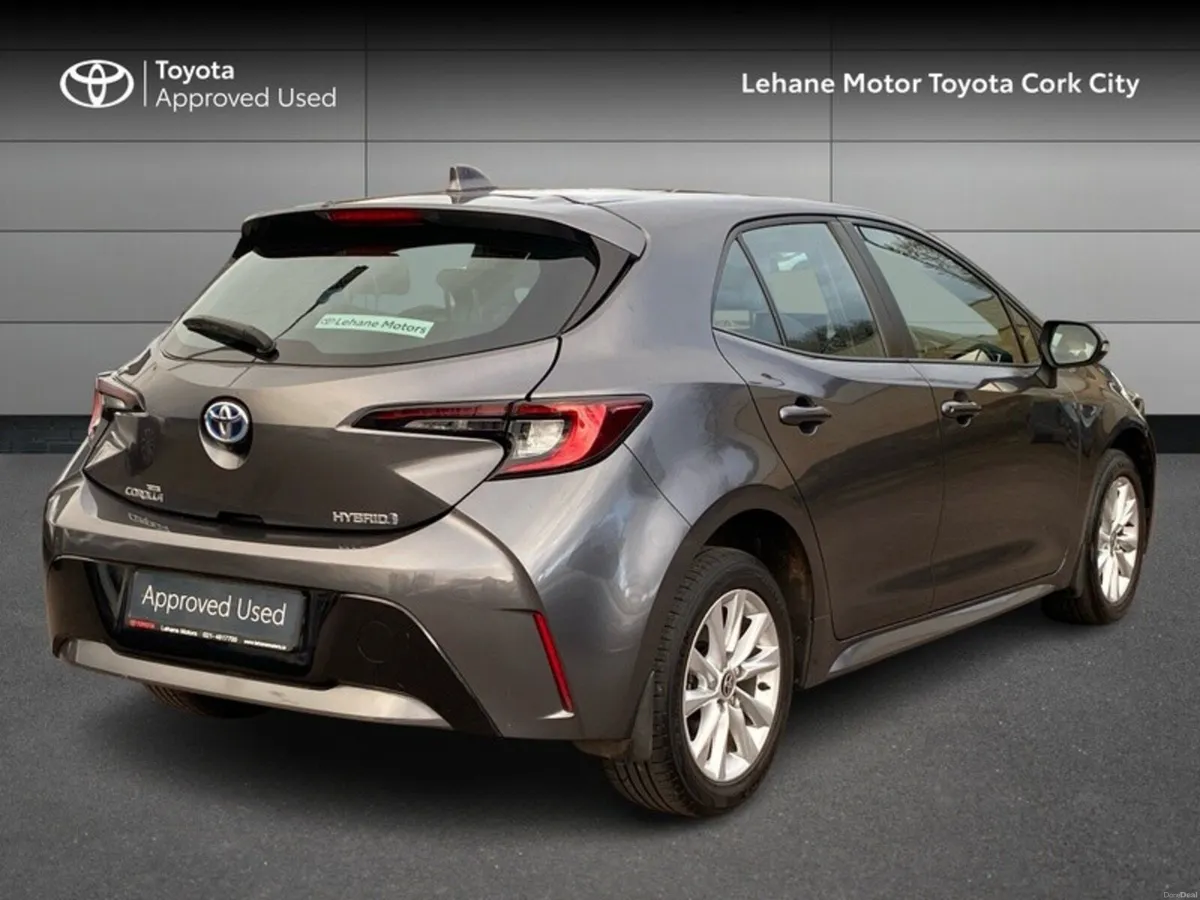 Toyota Corolla HYBRID LUNA H/8 4DR AUTO H/B - Image 2