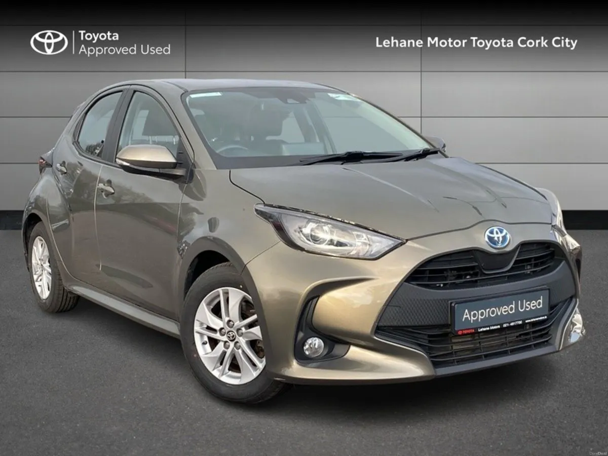 Toyota Yaris YARIS HYB LUNA - Image 1