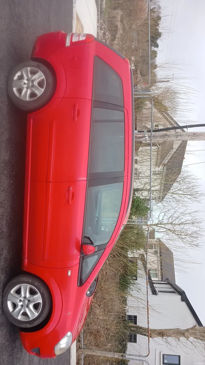 2012 Vauxhall zafira 1.7 diesel nct 07/26 - Image 4