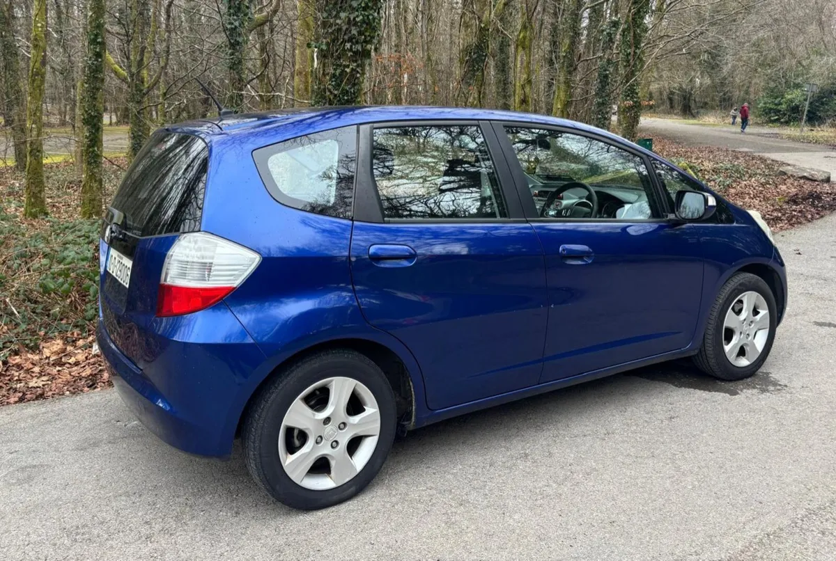 Honda Jazz 1.4 (low miles) Manual - Image 3