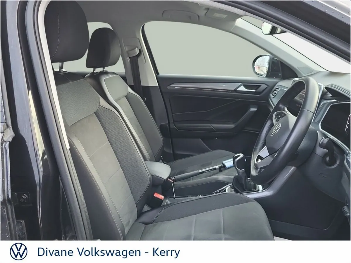 Volkswagen T-Roc STYLE 1.0TSI PETROL 110BHP - Image 4