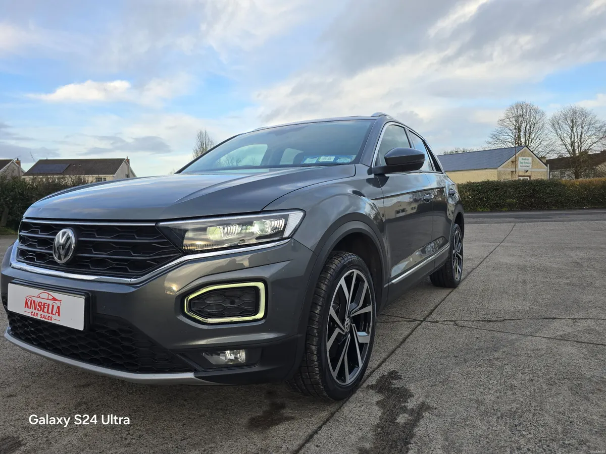 Volkswagen T-Roc  R line Sport 2.0 tdi - Image 1